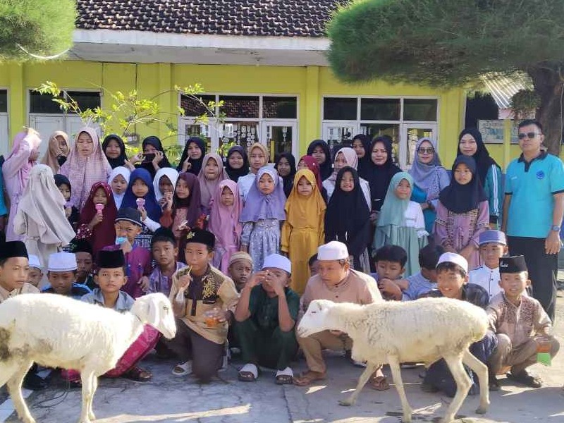 SD NEGERI 2 JANGKAR BERKURBAN